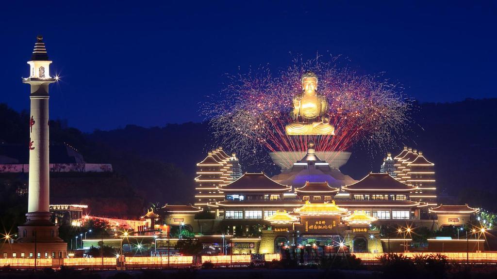 麗馨汽車旅館 Leesing Motel Kaohsiung Exterior photo