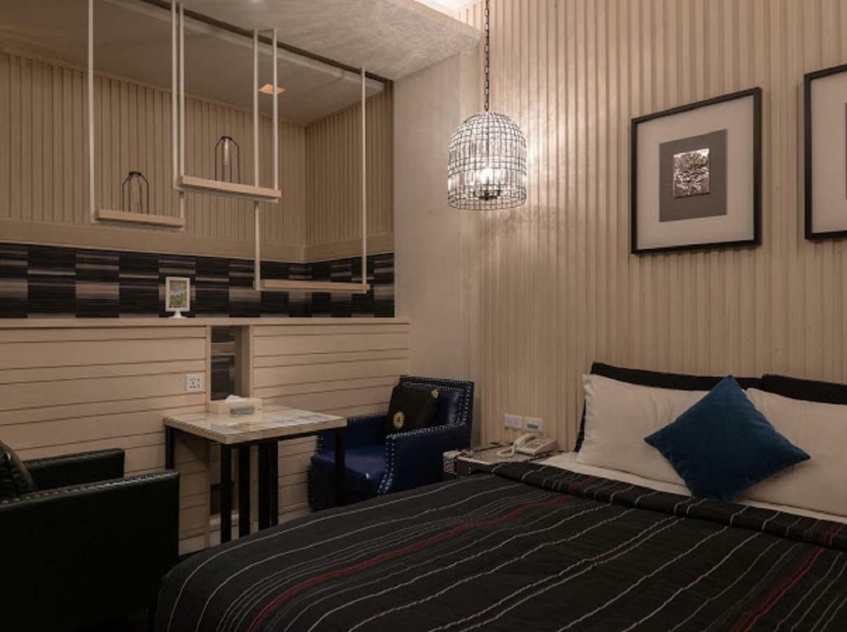麗馨汽車旅館 Leesing Motel Kaohsiung Exterior photo